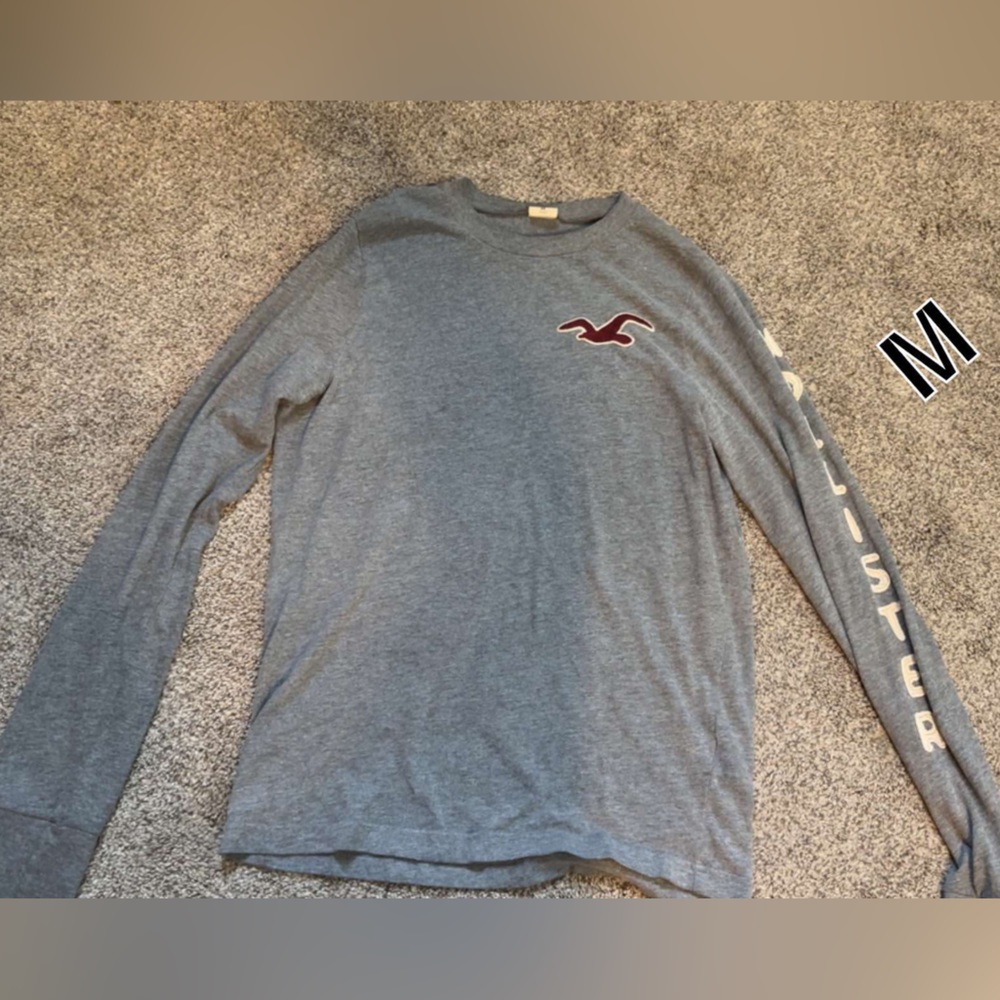 A hollister gray long sleeve shirt